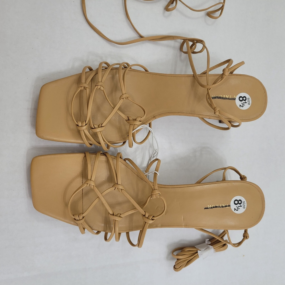 NWOT Ann Taylor Women's Knotted Leather Strappy Sandals Beige Size 8.5 - Picture 4 of 13